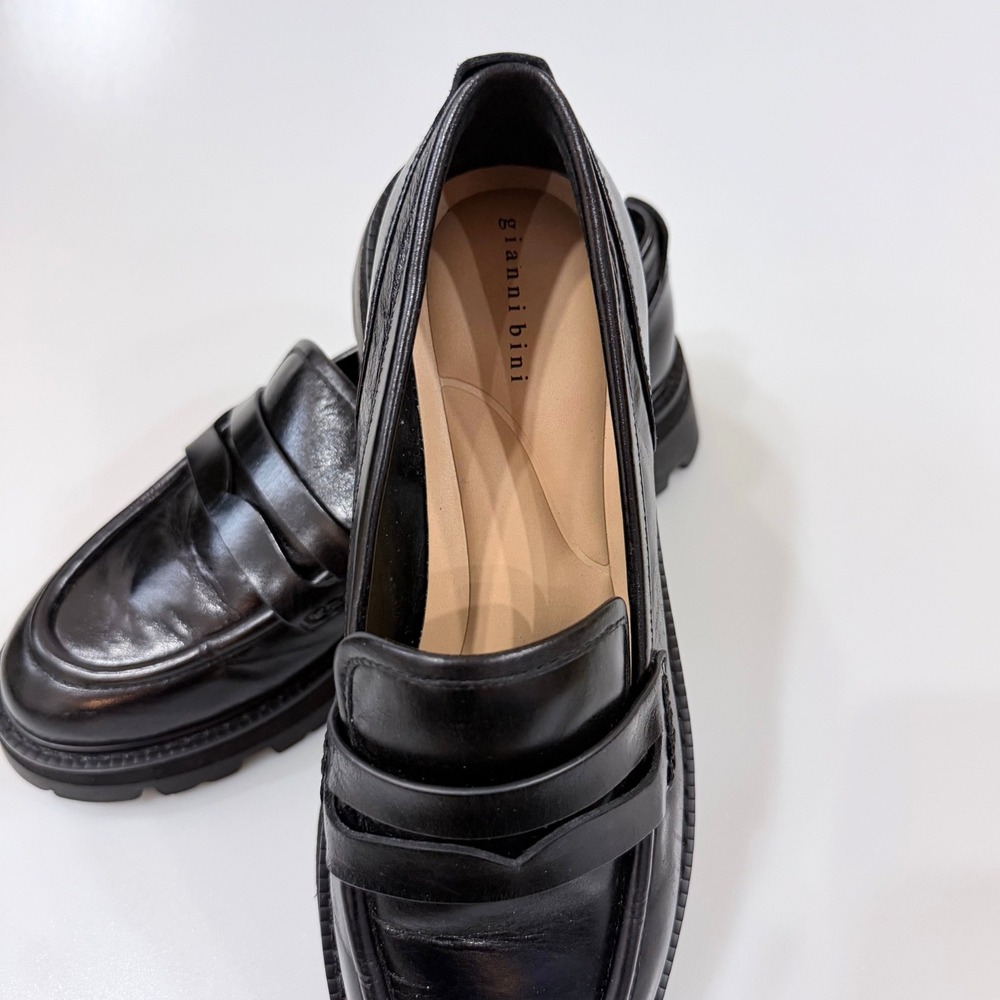 Gianni Bini Black Leather Lug Sole Penny Loafers - 7.5 Dark Academia Y2K Style - Picture 4 of 7
